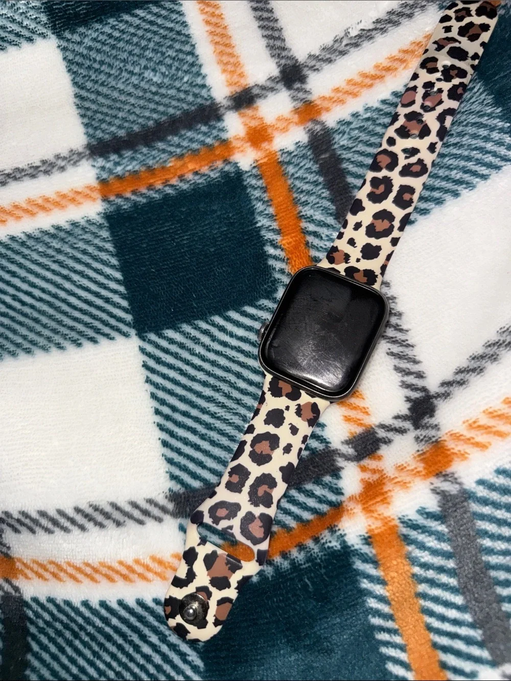 Apple Watch with Leopard Print Silicone Band